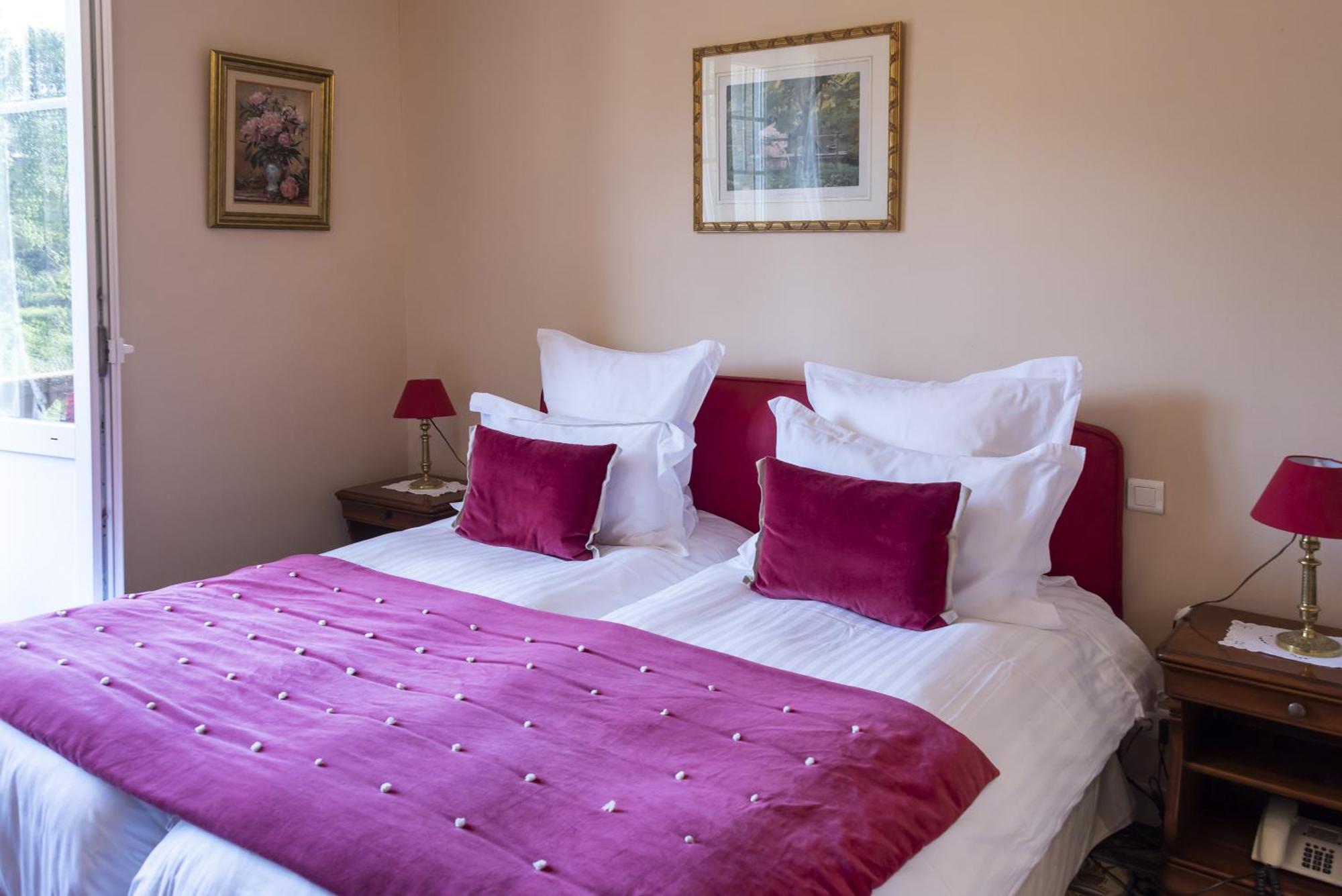 Hostellerie De La Motte Jean Saint-Coulomb Zewnętrze zdjęcie