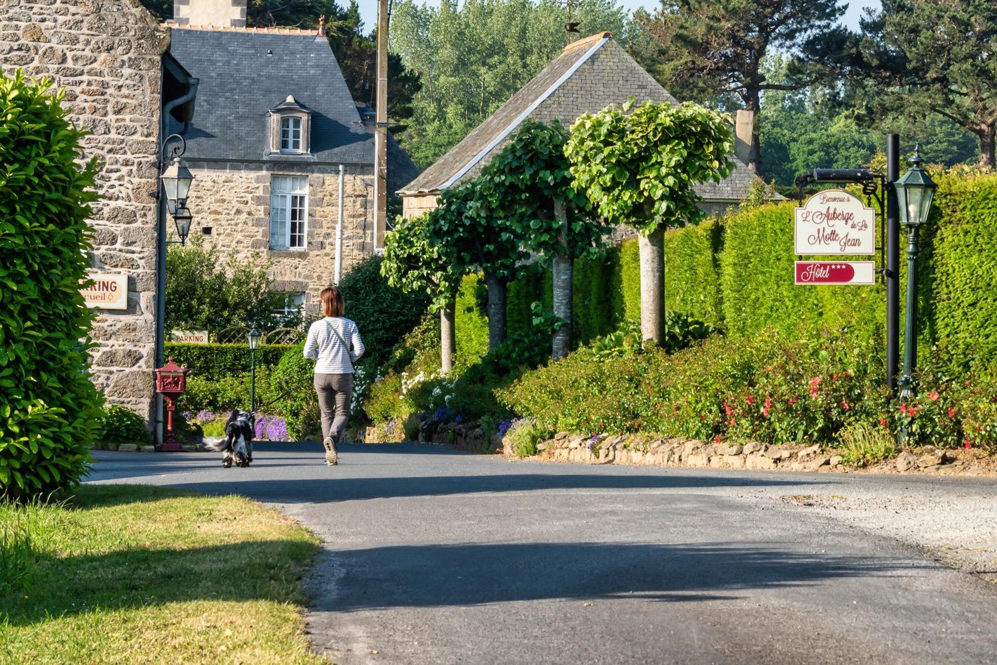 Hostellerie De La Motte Jean Saint-Coulomb Zewnętrze zdjęcie